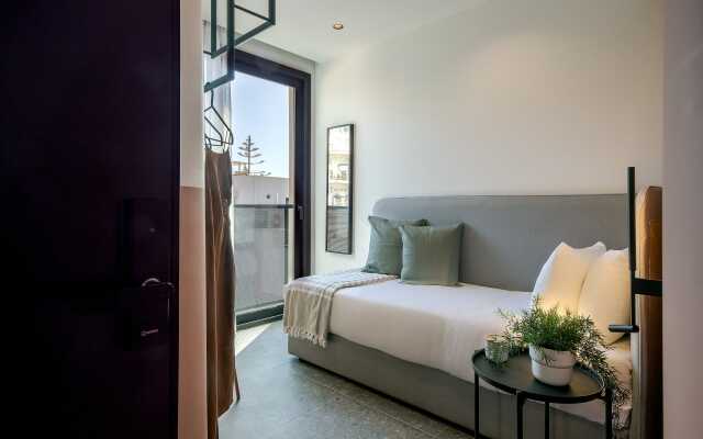Bonnie Athens by Nin&Bau