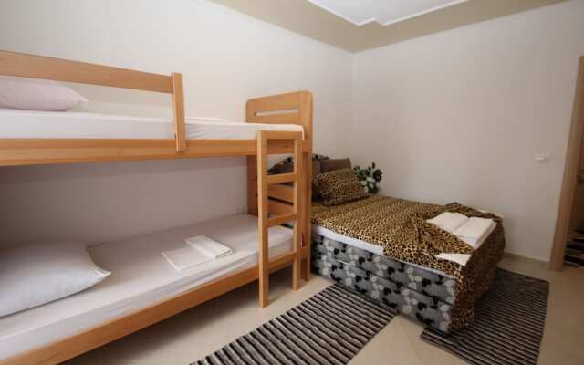 Guesthouse Emina