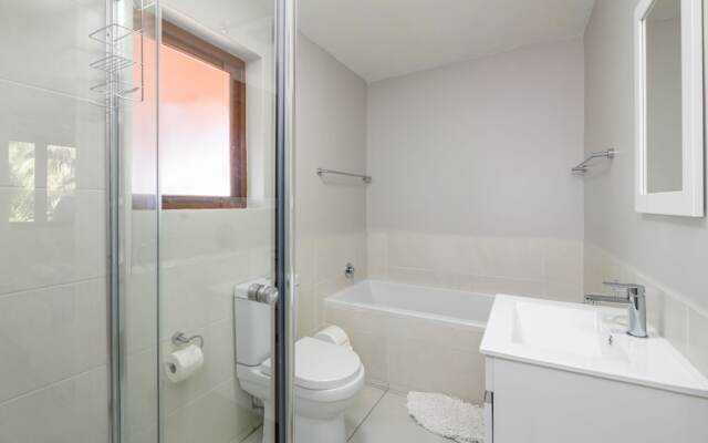 San Lameer Villa Rentals  2510