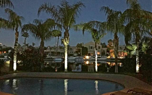 4BR Ocotillo Lakeview Home w/ Pool
