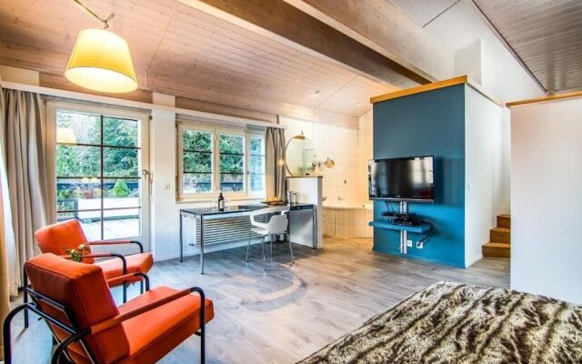 Waldhotel Fletschhorn - Panoramic Retreat in Saas Fee