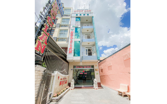 Ngoc Lan Hotel