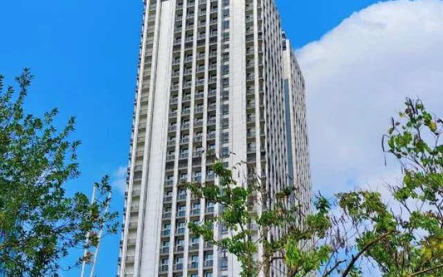 Longze Apartment (Haikou West Coast Shop)