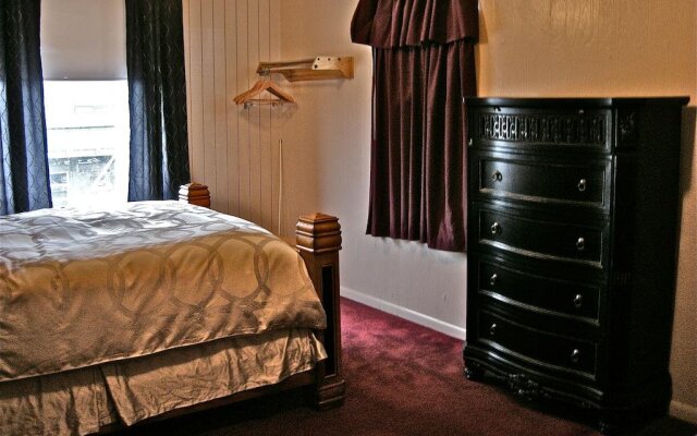 White Horse Hotel