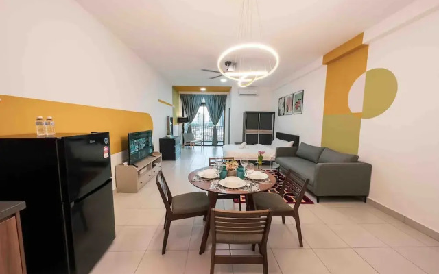 Netizen Cheras Residence by Emily in Town