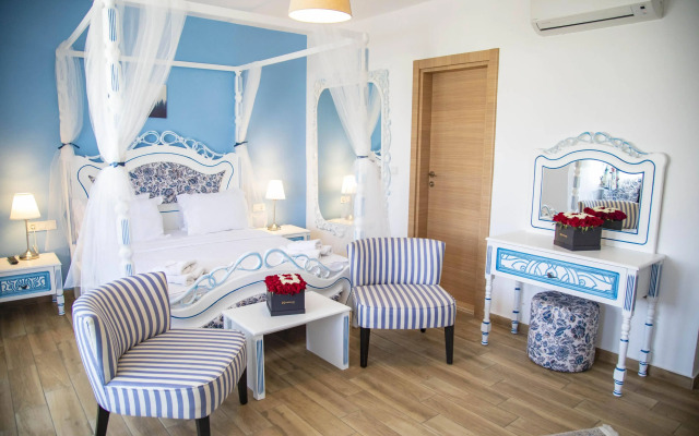 Alacati Limonaia Hotel