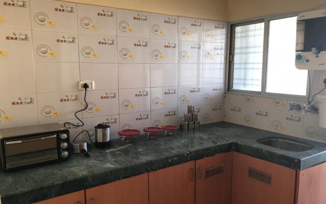 StayEden - Stylish Homestay Airport 2BHK