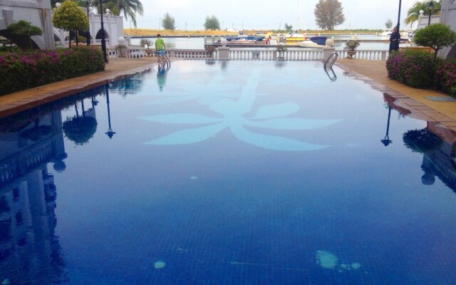 Avillion Cove Holiday Apartment