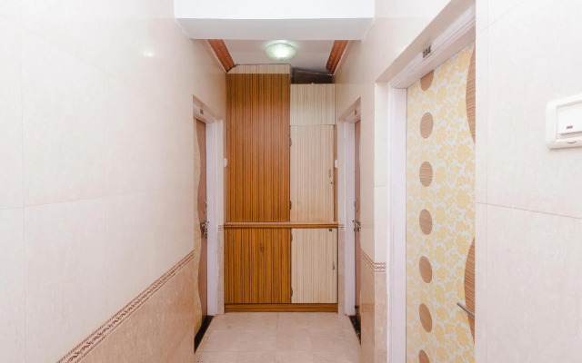 Spot on 38779 Roshan Residency