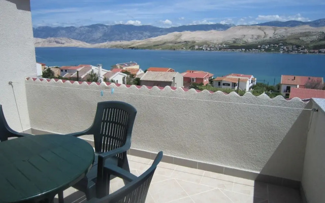 Apartment Frane