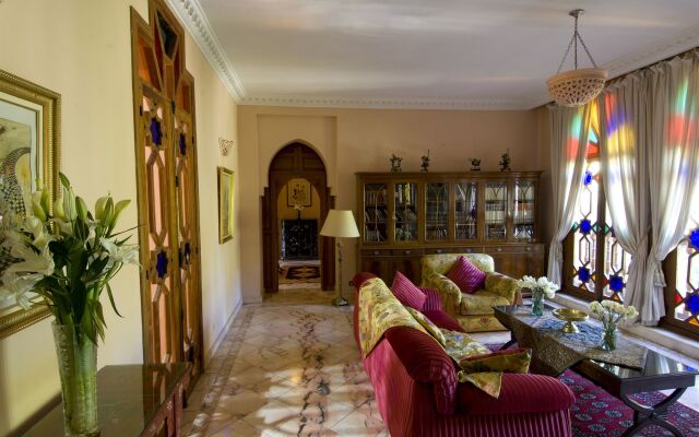 Dar Ayniwen Garden Hotel & Bird Zoo