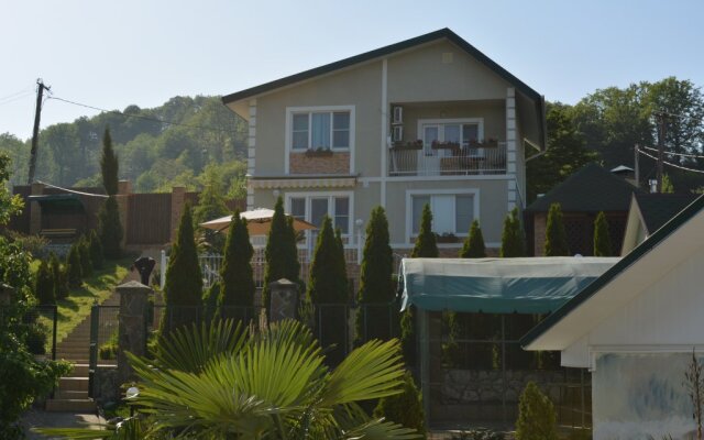 Elizium Guest House