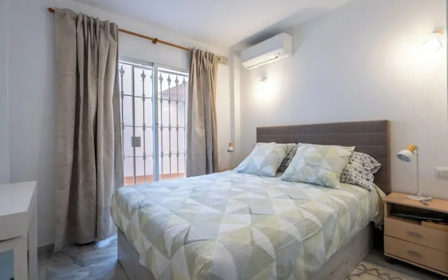 Charming Apartment With sea Views in Benalmadena