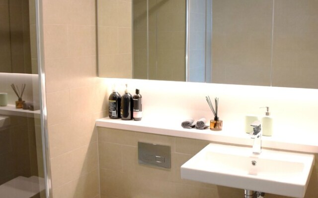 Panoramic luxury apartment OP808
