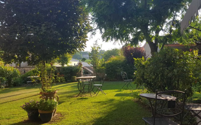 Le Quattro Stagioni B&B and Apartament