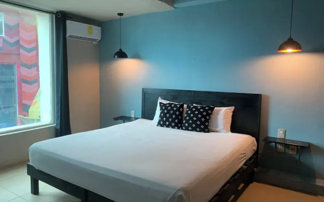 5th Avenue Room By BLVD