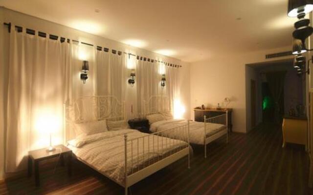 Wushan Hostel