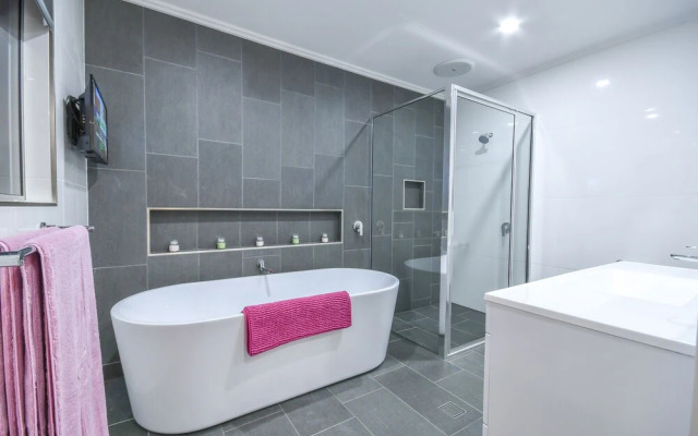 Yungaburra Lodge