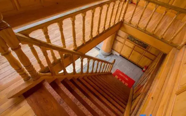 Naizi Hippo Shop Homestay