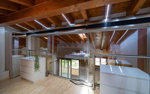 Diamond Suite