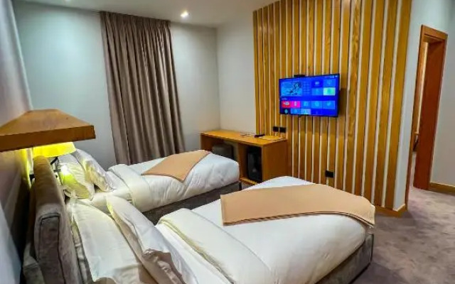 Hotel Kulla e Bajraktarit