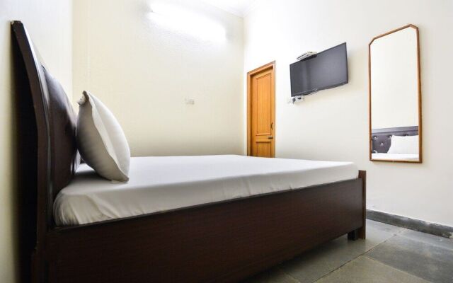 SPOT ON 45616 Hotel Welcome Plaza