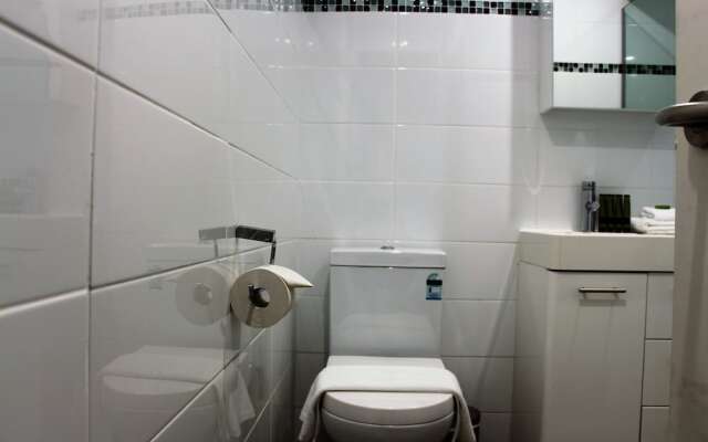 Bondi Beach Apartment - Wifi and Netflix