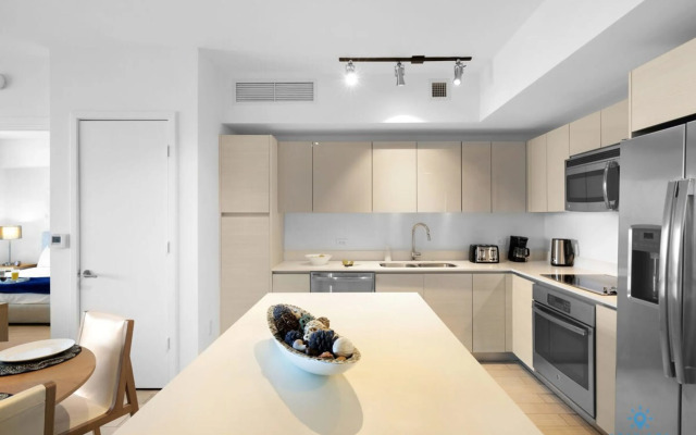 Infinite View Balcony Amazing Pool Near Beach