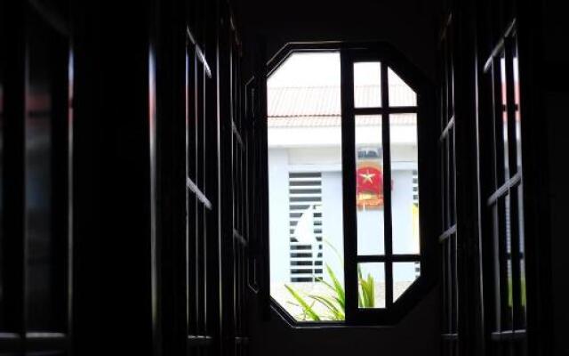 A Mze House