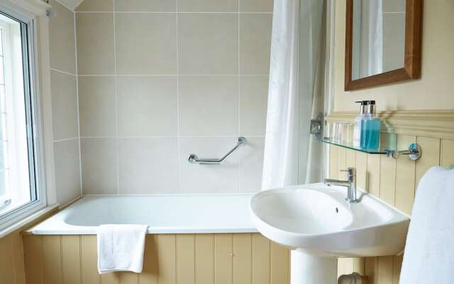 Dog House by Greene King Inns