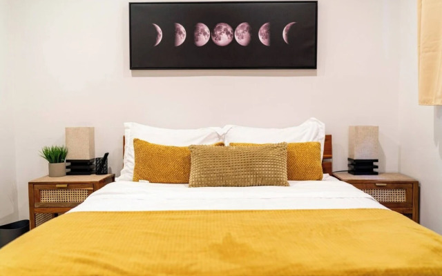 Paradise Vacation Estate Near Universal Studios