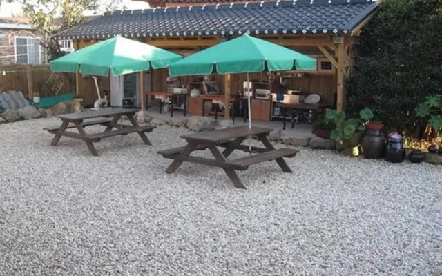 Reed House Hanok Pension