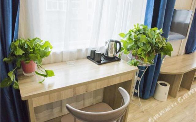 Wanyu B&B Hotel (Xi 'an Zhong Tower Huimin Street)