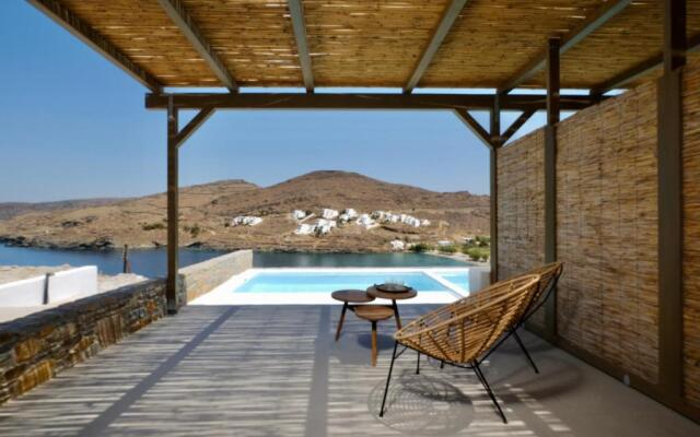 Amal Kythnos Suites