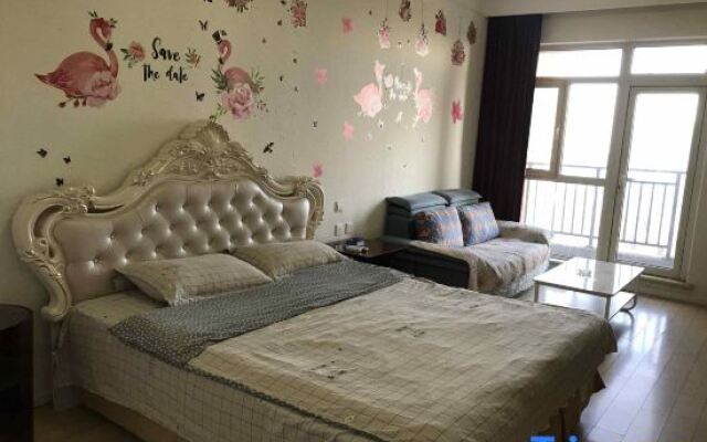 Yingkou Four Seasons Seascape Apartment