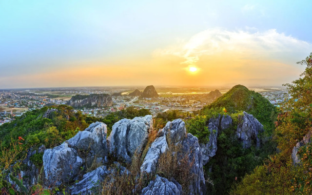 Phuong Tran Apartment and Hotel