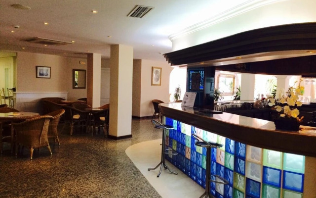 Apartamentos Silken Playa de Toro