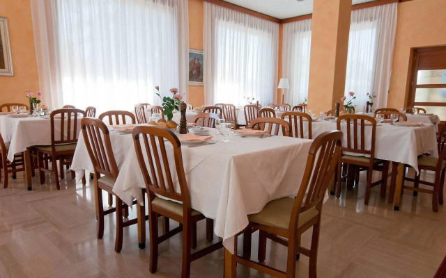 Hotel Alpi