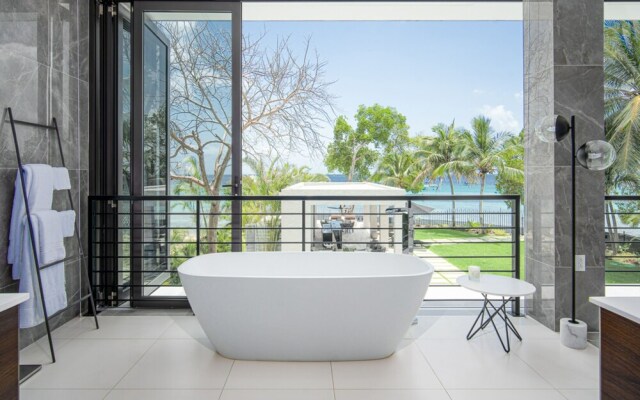 Onyx by Blue Sky Luxury