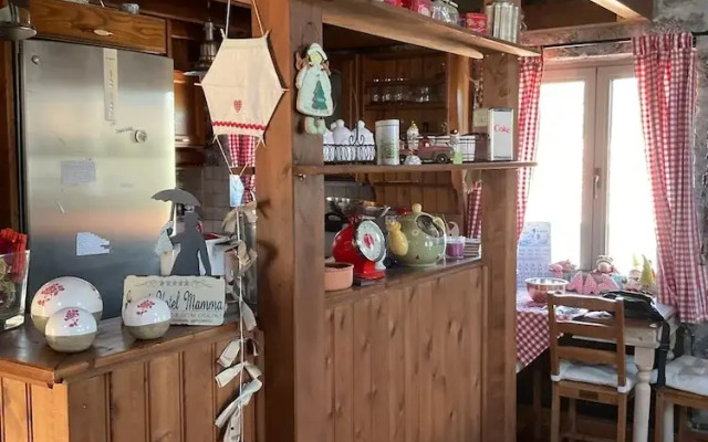 Vitina Number 5 House