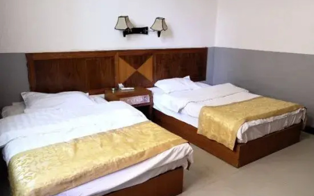 Guangnan Xinning Hotel