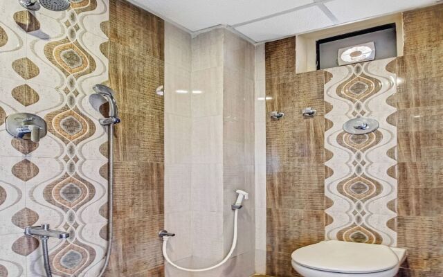 OYO 1435 Hotel Millennium Plaza