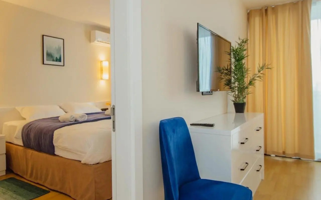 Seaview Appartment in Orbi Towers