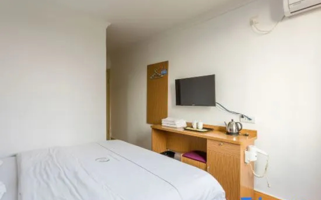 Xiangqun Hotel (Guangzhou Shiergong)