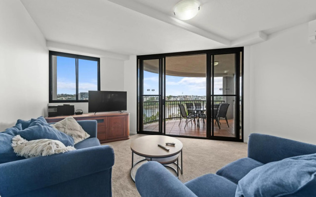 The Oasis Apartments
