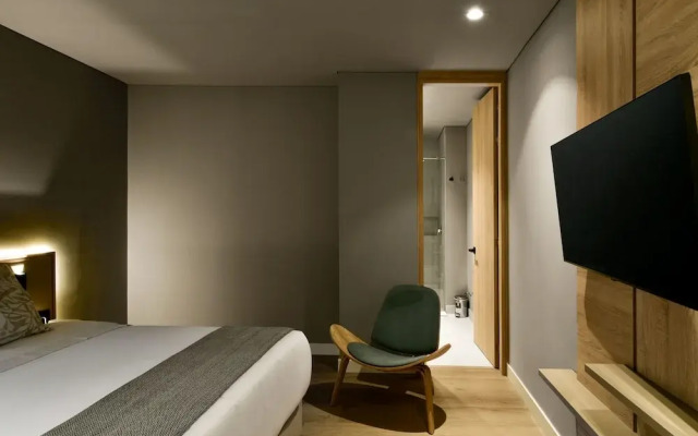 w Dazzling 2BR With Fantastic Deco in Unicentro
