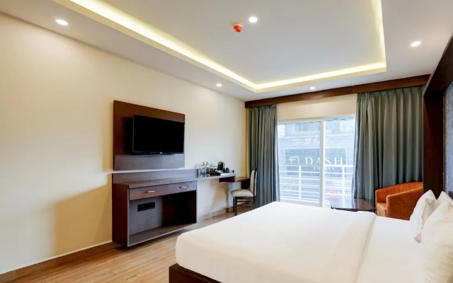 Premium Stays Near Phoenix Mall
