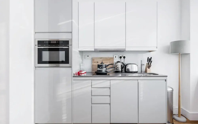 Attractive Atria Apartments