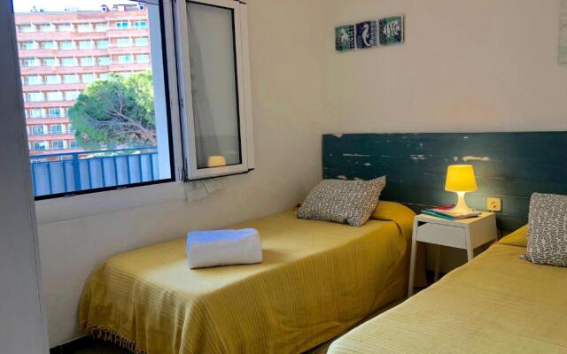 Apartamentos Aquarium. 150 Metros Playa.