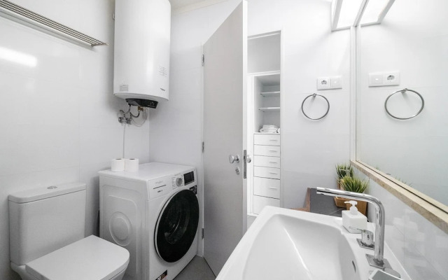 Study & Surf Carcavelos 1-Bed By Beach & Nova Sbe